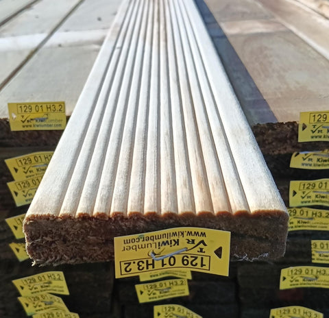 Decking 100X25 (88-90 x 18-20) H3.2 Grip Tread Industrial Grade