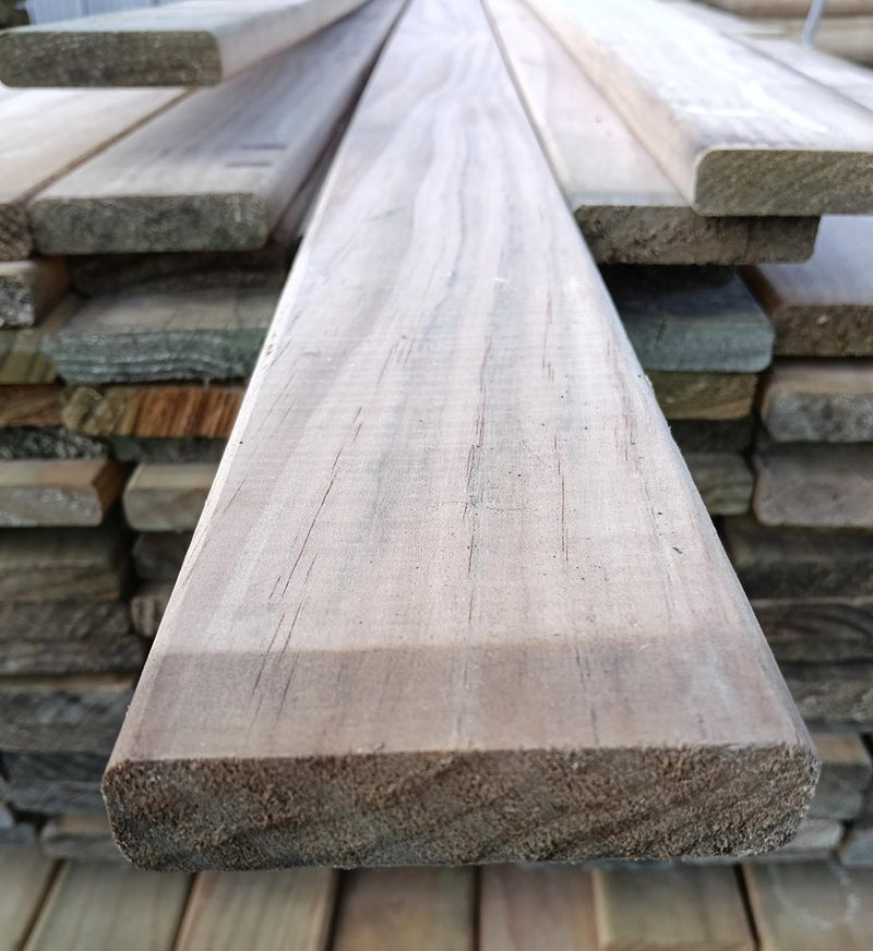 Decking 100X25 (88-90 x 18-20) H3.2 Smooth Industrial Grade - Random Lengths