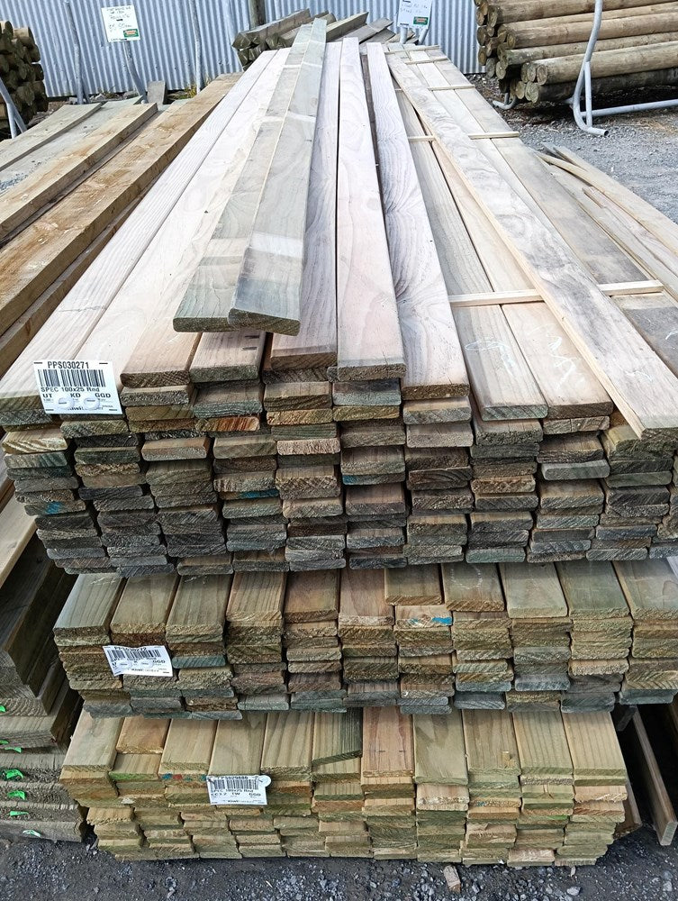 Decking 100X25 (88-90 x 18-20) H3.2 Smooth Industrial Grade - Random Lengths