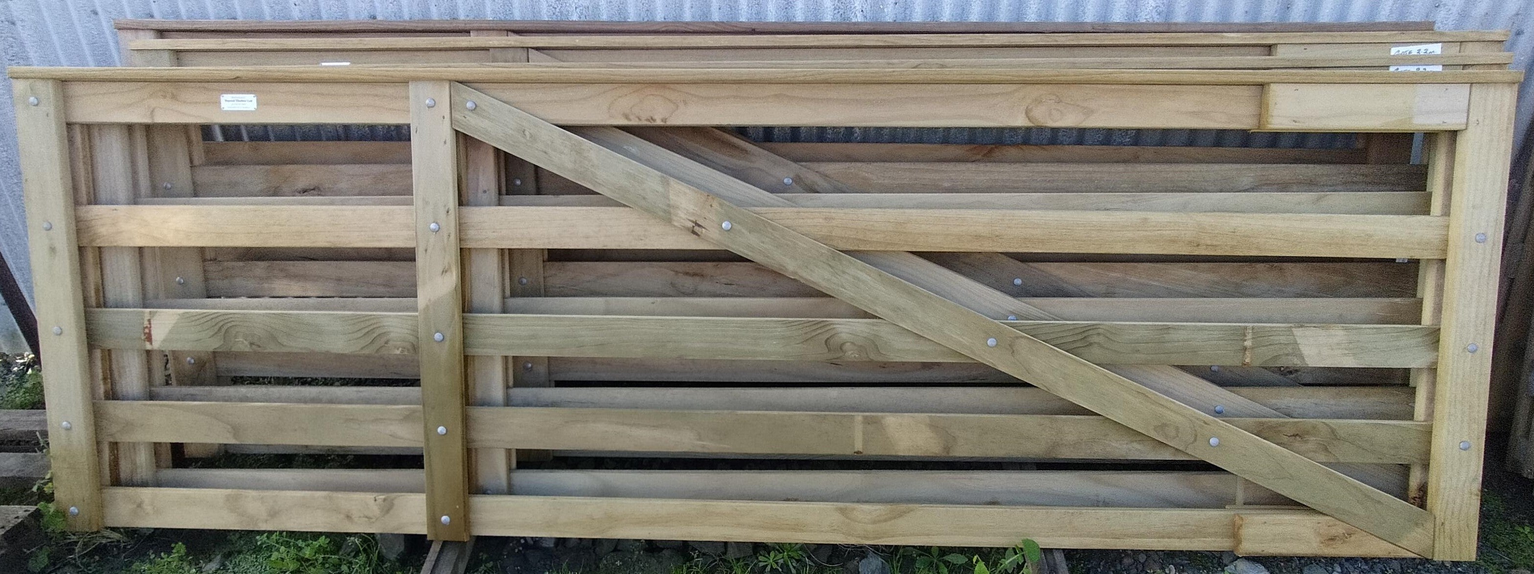 Topuni Wooden Gate S/L 3.3m H3.2