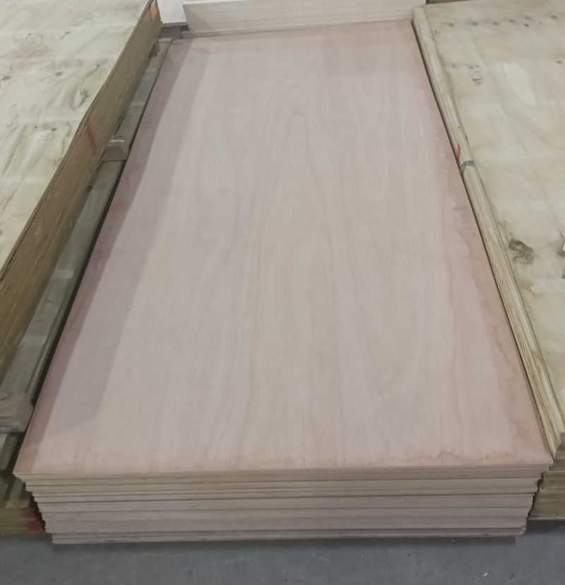 Plywood 2400x1200x6mm Untreated Poplar core with Hardwood veneer 2nds